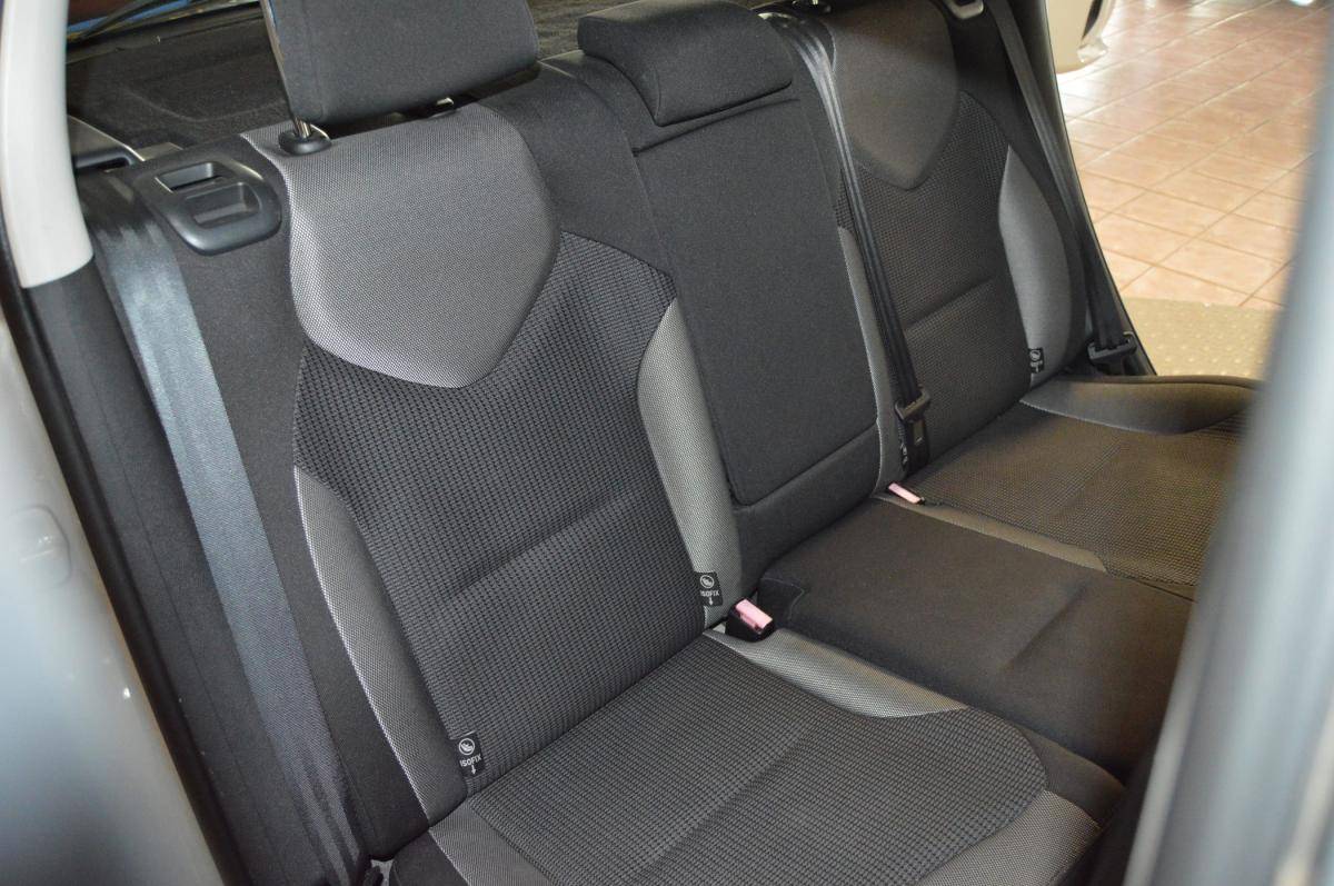 peugeot-308-2012-diesel-1560cc
