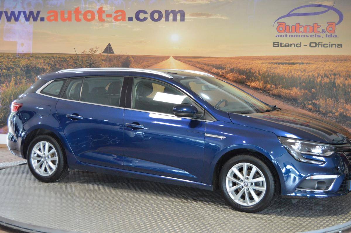 renault-megane-sport-tourer-2018-diesel-1461cc