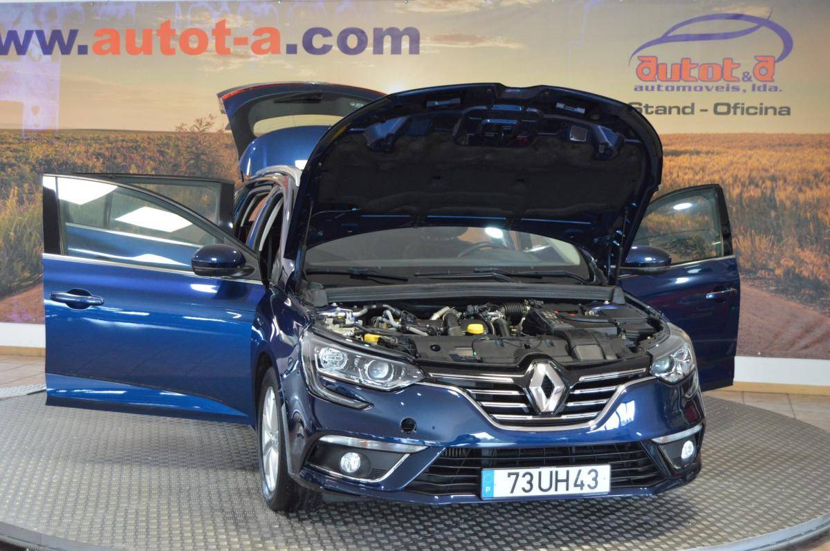 renault-megane-sport-tourer-2018-diesel-1461cc