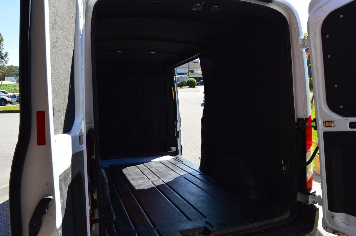 ford-transit-2022-diesel-1995cc