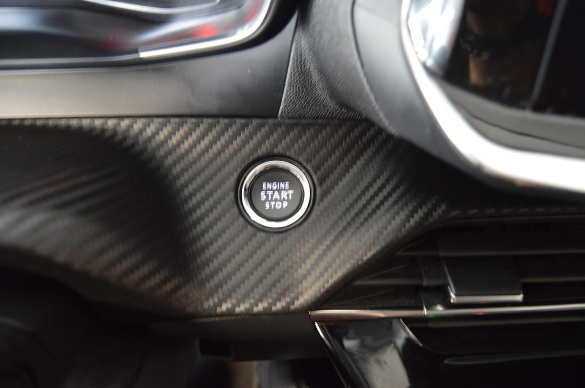 peugeot-208-2022-gasolina-1199cc