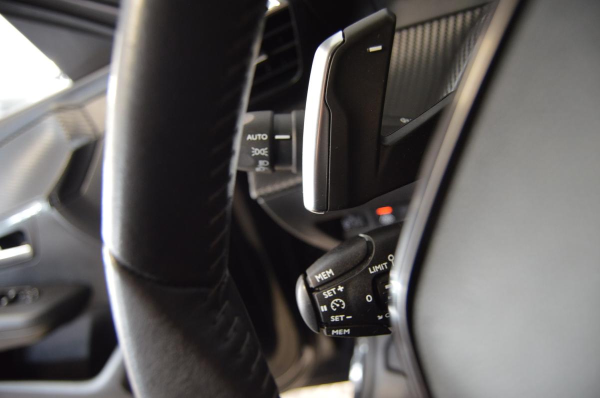 peugeot-208-2022-gasolina-1199cc