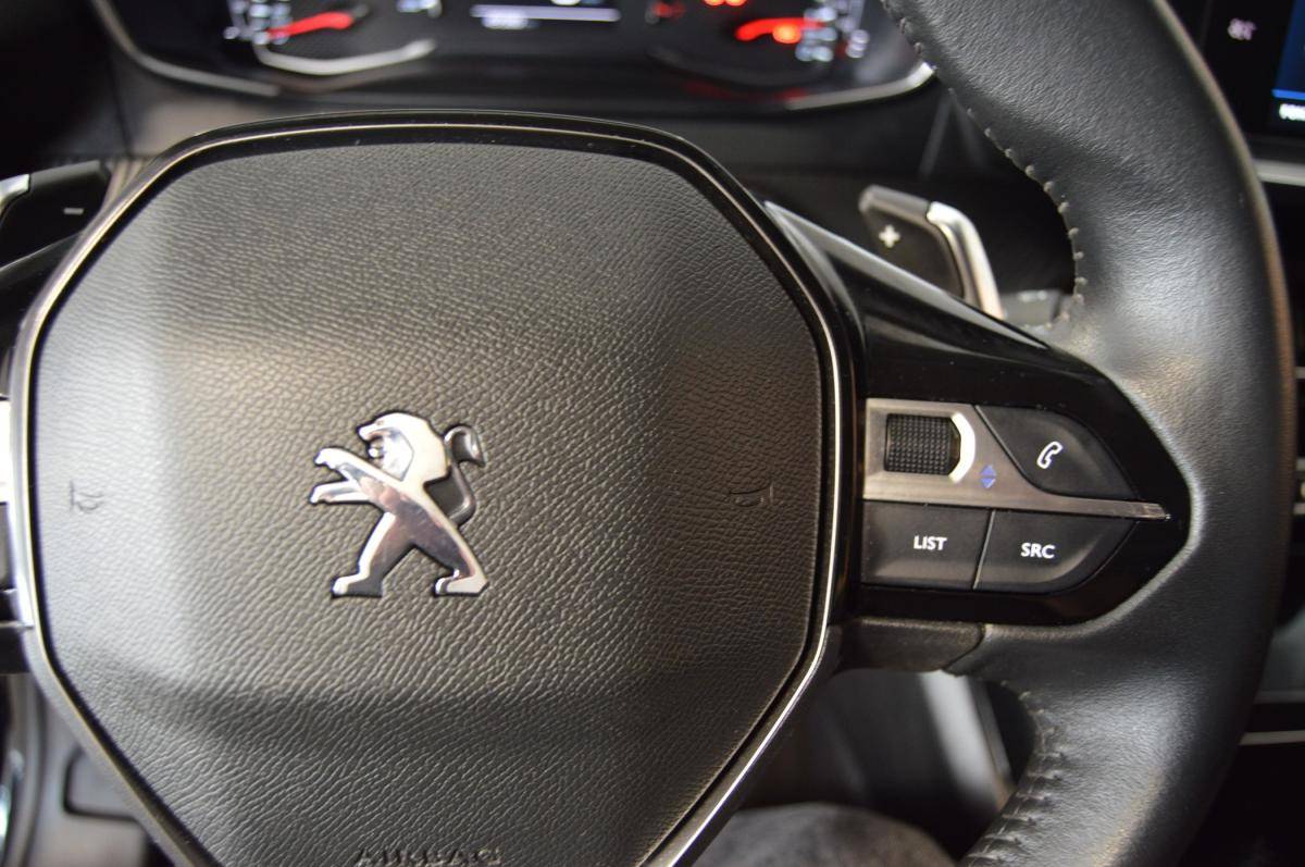 peugeot-208-2022-gasolina-1199cc