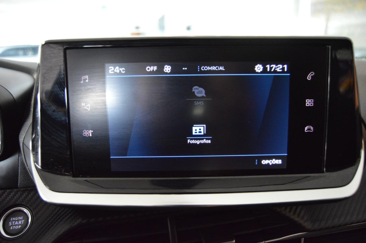 peugeot-208-2022-gasolina-1199cc