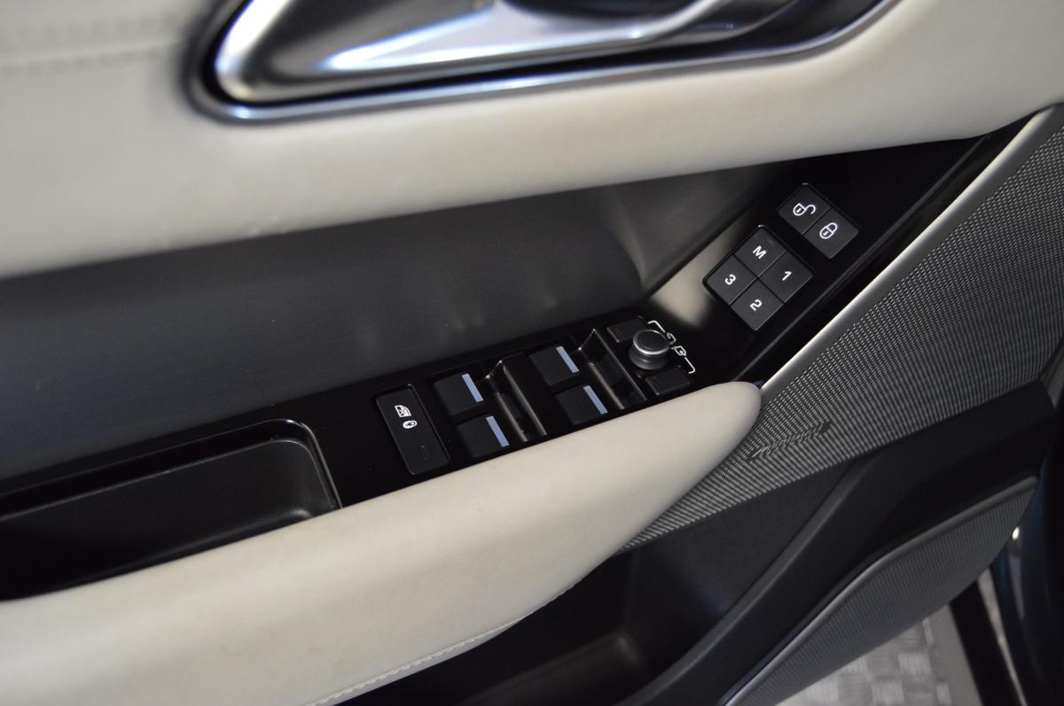 land-rover-range-rover-velar-2017-diesel-2993cc