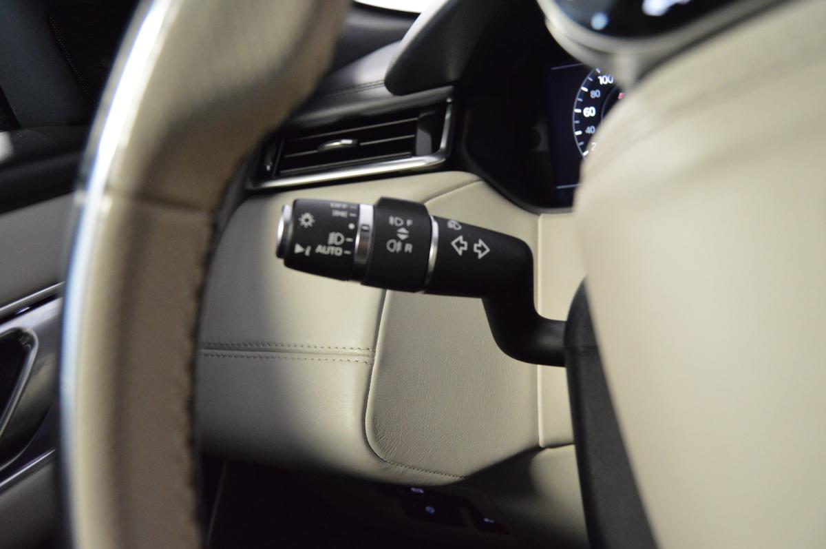 land-rover-range-rover-velar-2017-diesel-2993cc