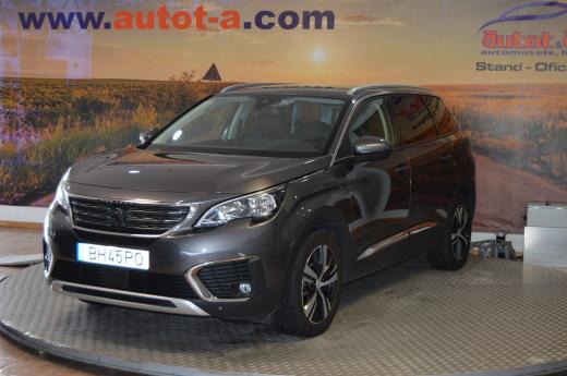 peugeot-5008-2019-gasolina-1199cc