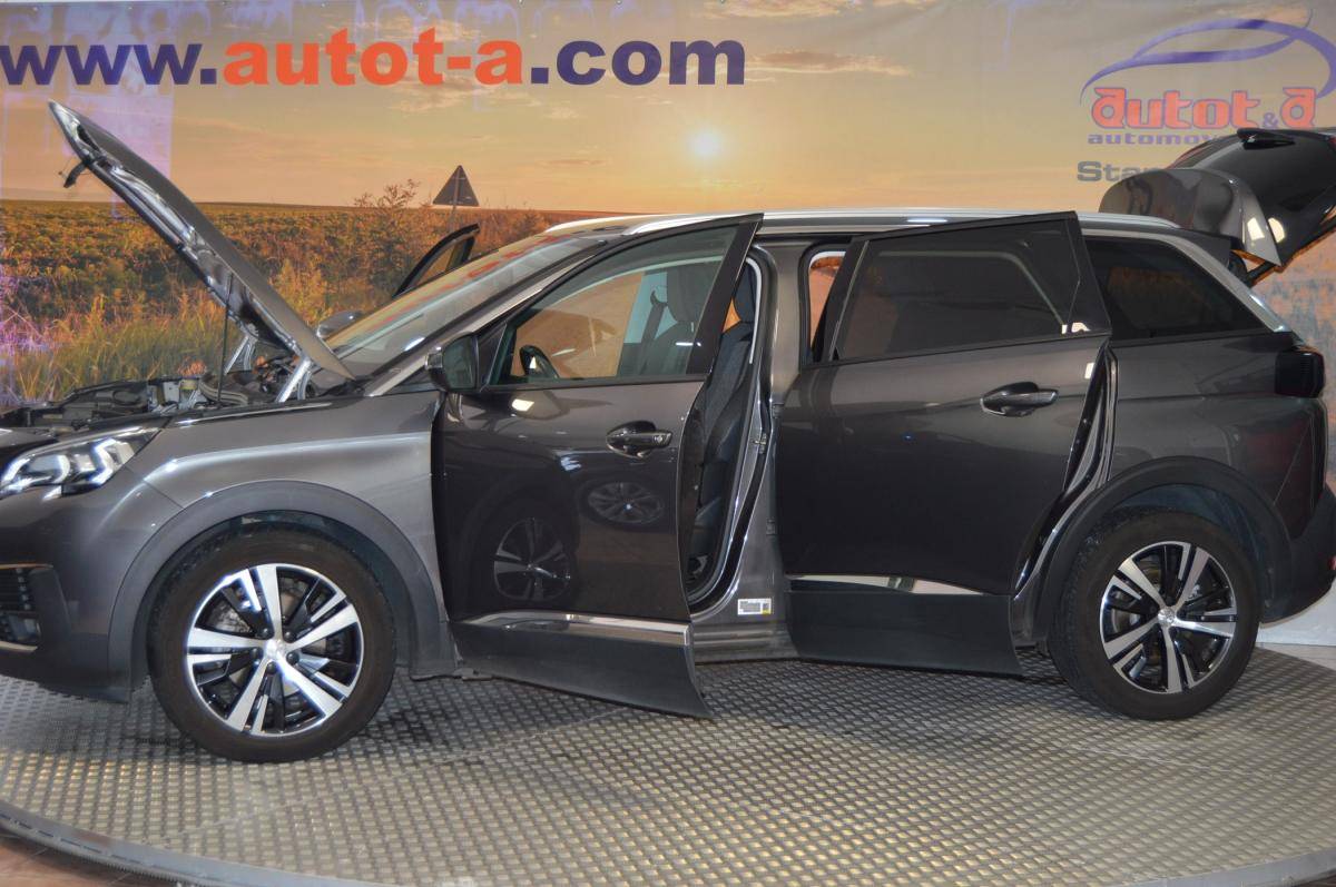 peugeot-5008-2019-gasolina-1199cc