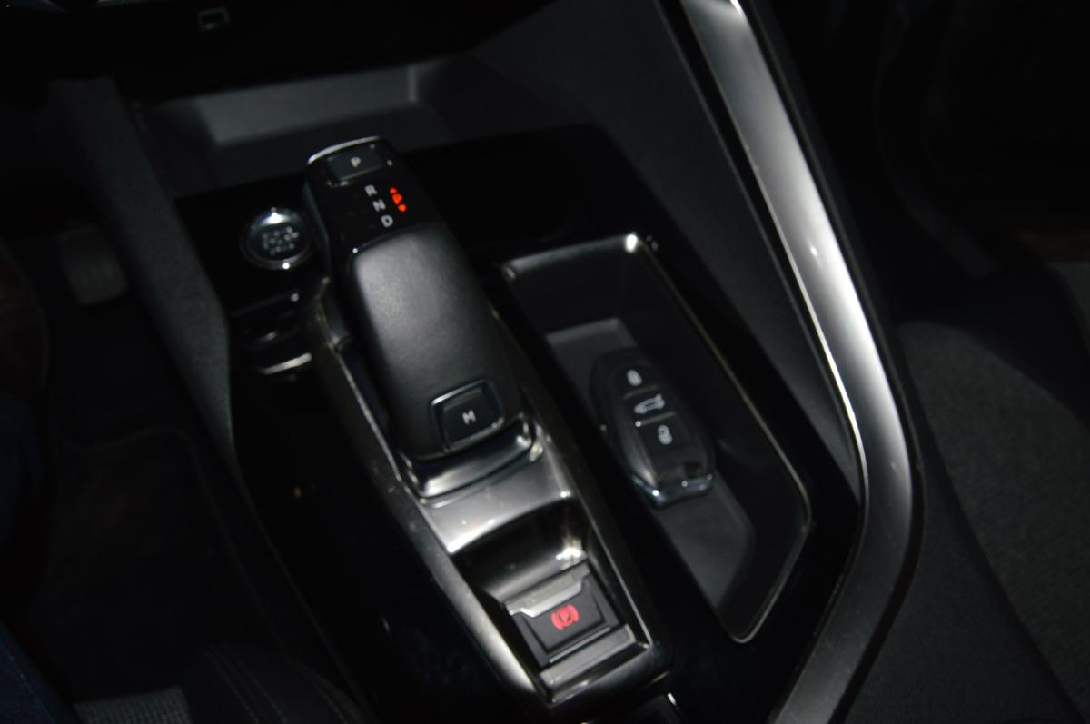 peugeot-5008-2019-gasolina-1199cc