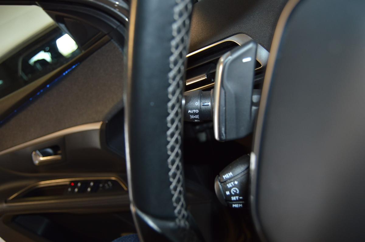 peugeot-5008-2019-gasolina-1199cc