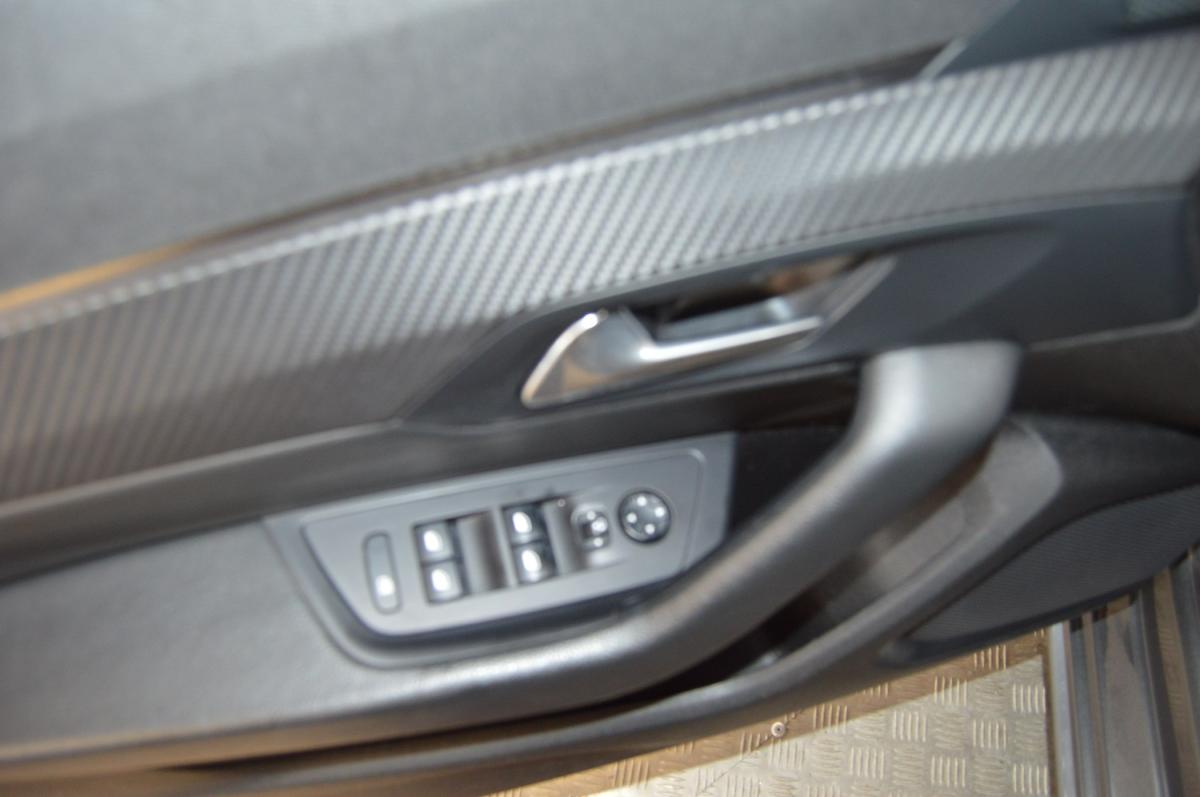 peugeot-508-2019-diesel-1499cc