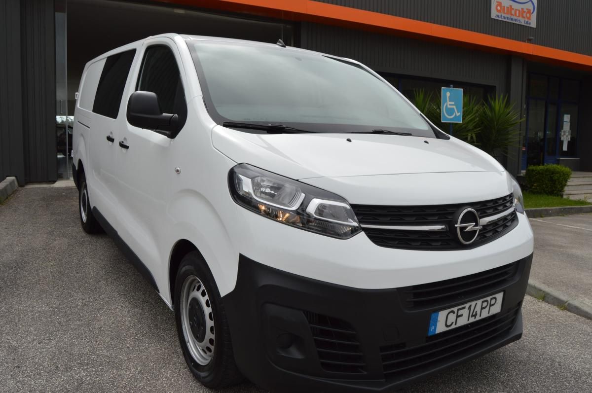 opel-vivaro-2015-diesel-1499cc