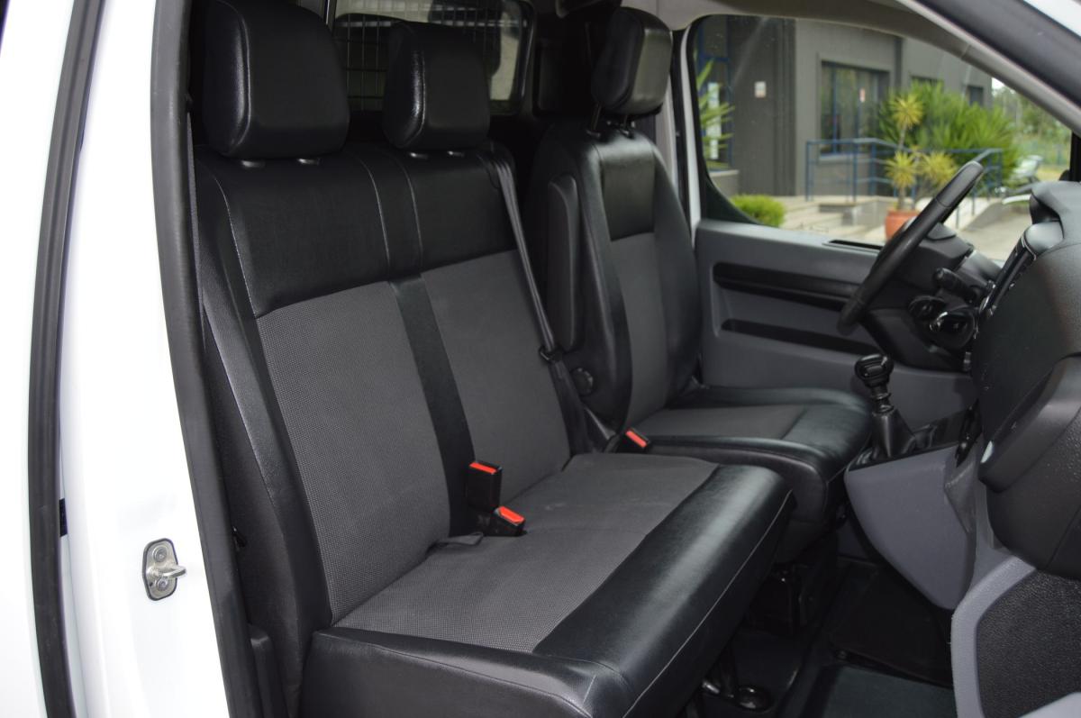 opel-vivaro-2015-diesel-1499cc