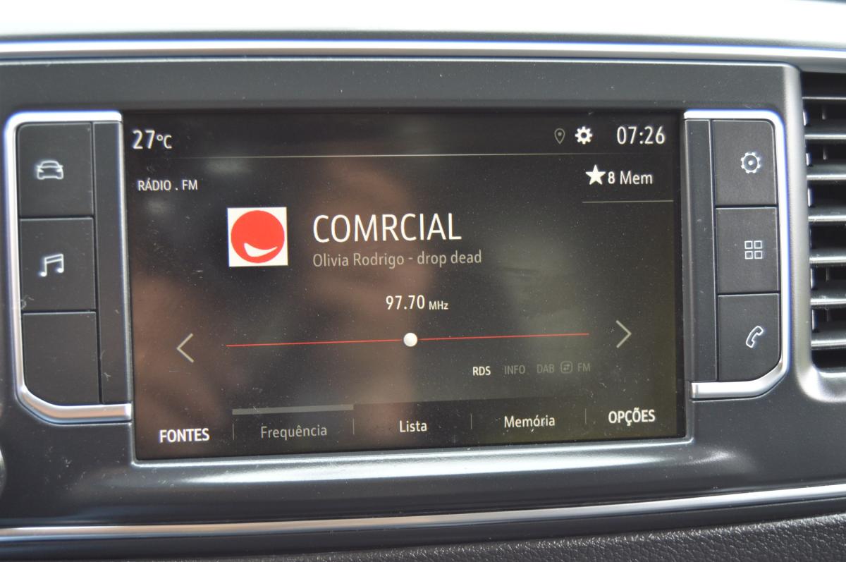 opel-vivaro-2015-diesel-1499cc