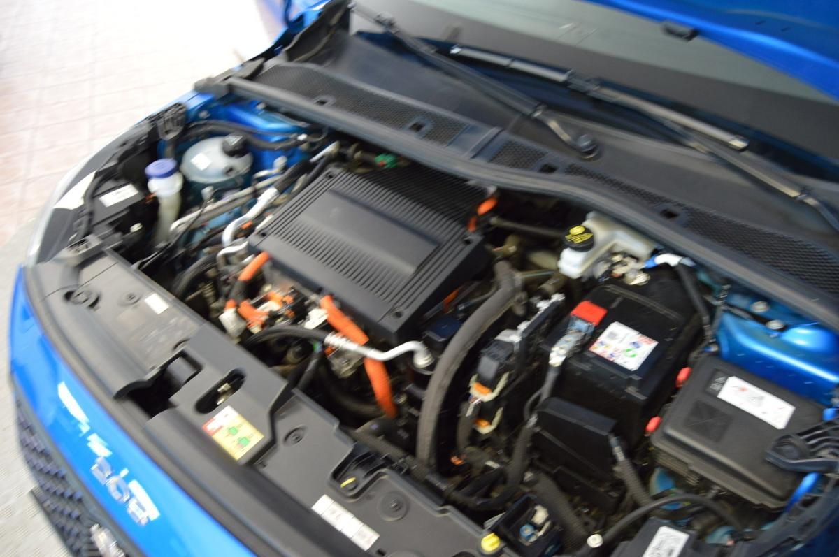 peugeot-208-2022-eletrico-500cc