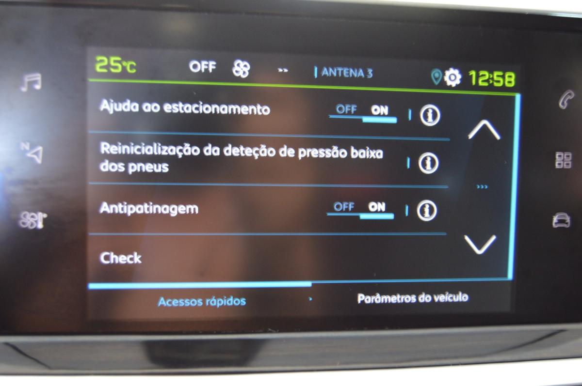 peugeot-208-2022-eletrico-500cc