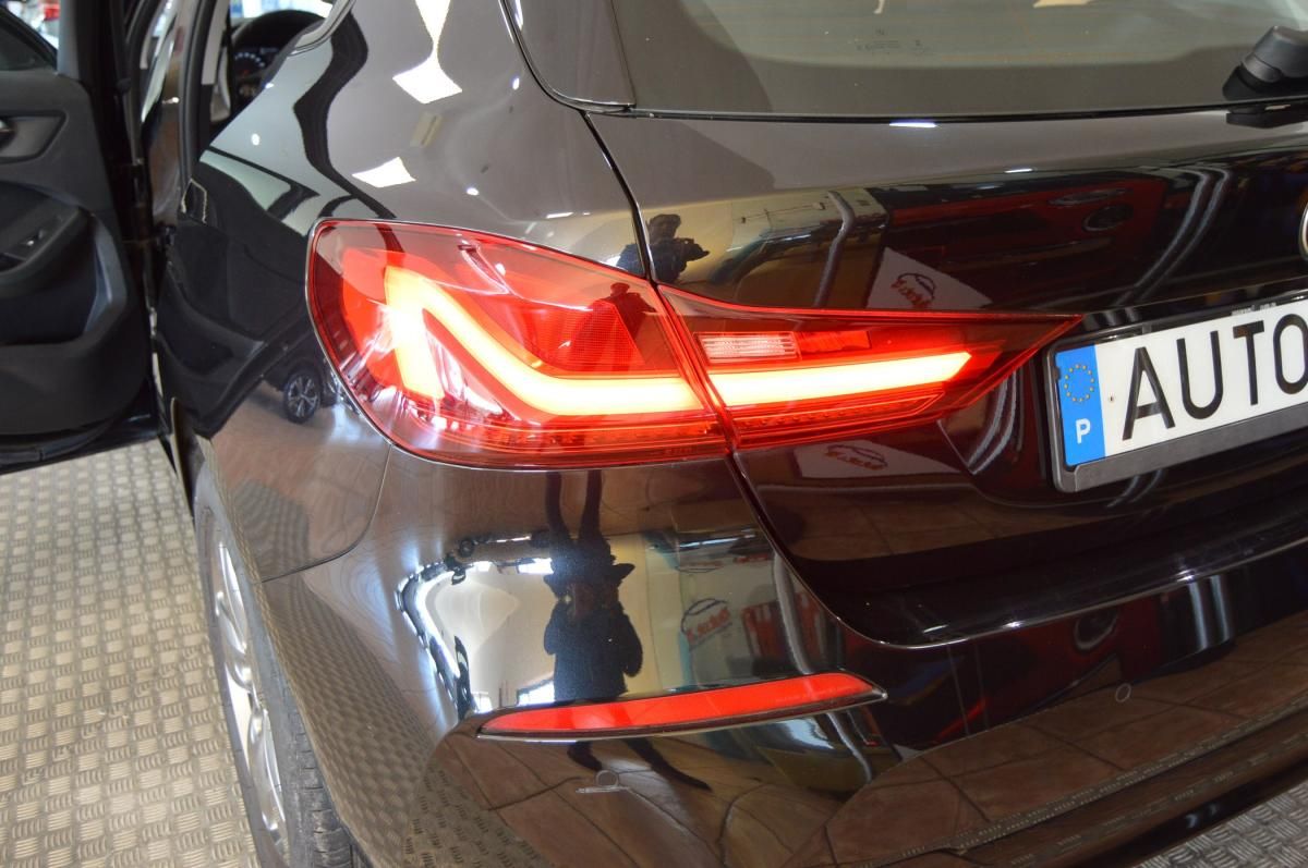 bmw-serie-1-2019-diesel-1496cc
