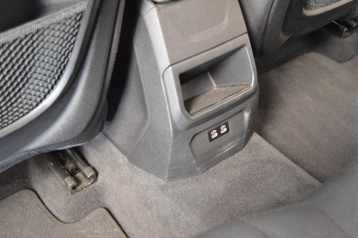 bmw-serie-1-2019-diesel-1496cc