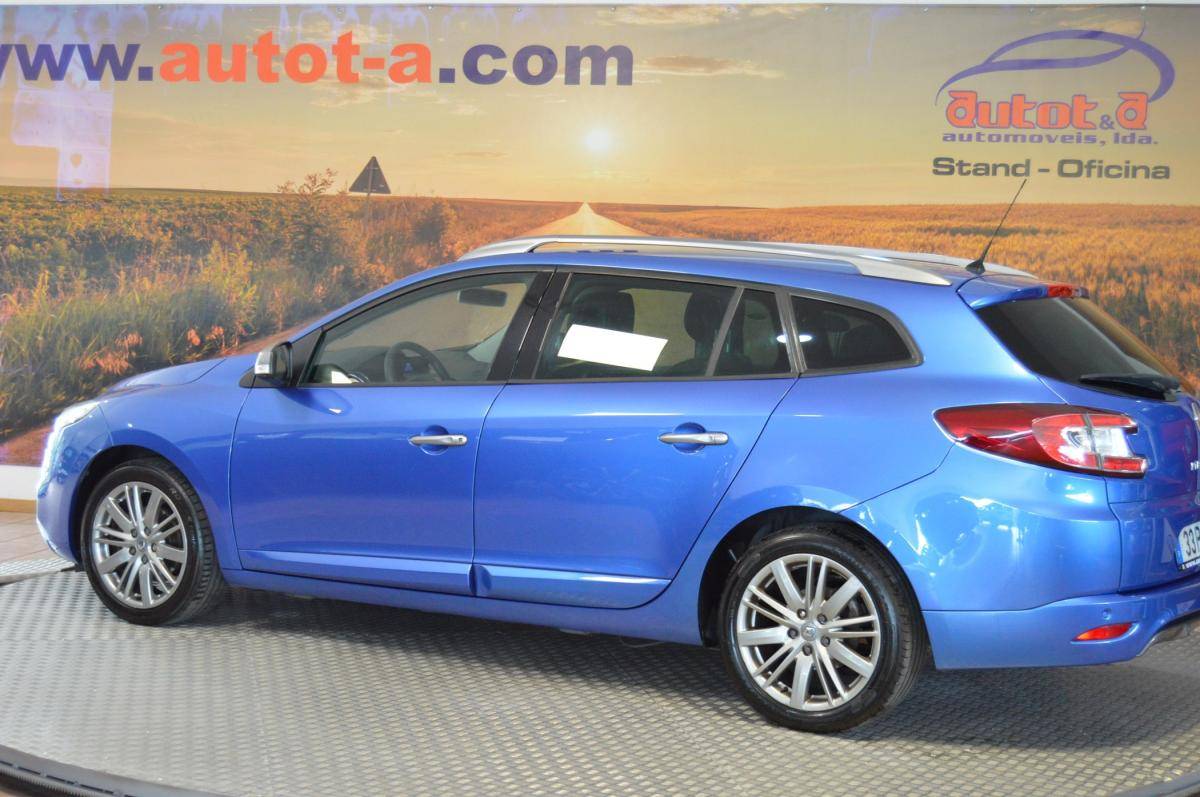 renault-megane-sport-tourer-2011-diesel-1461cc