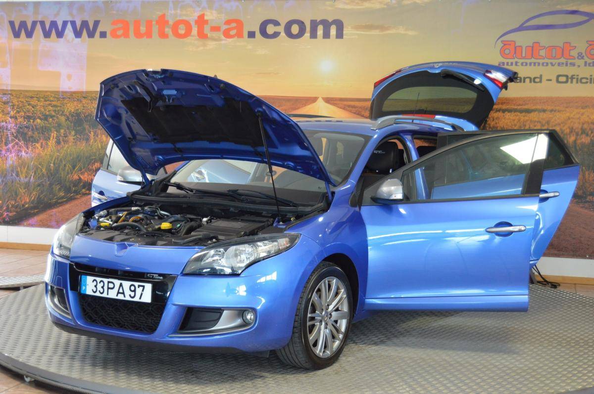 renault-megane-sport-tourer-2011-diesel-1461cc