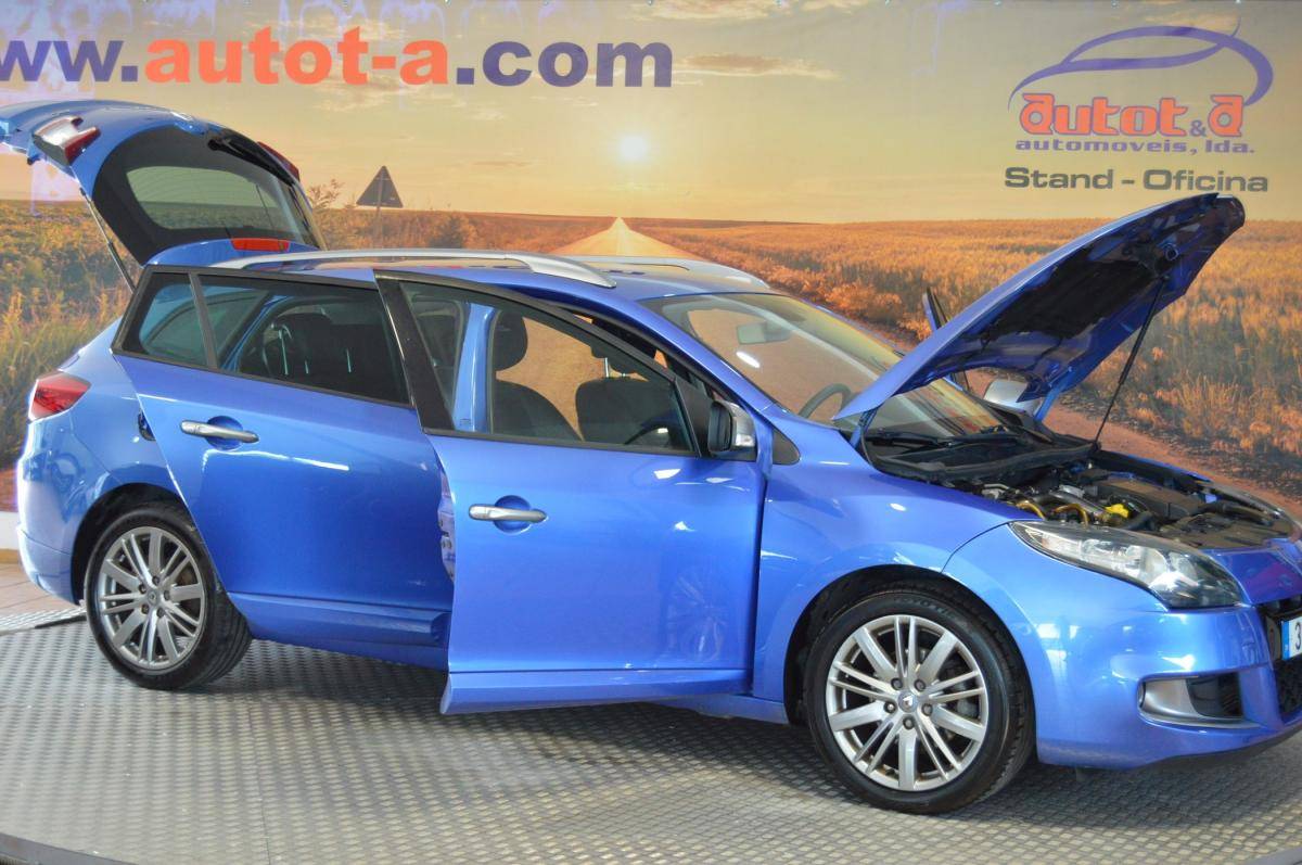 renault-megane-sport-tourer-2011-diesel-1461cc