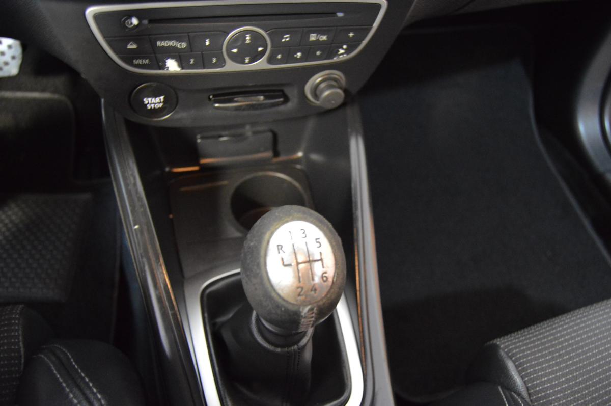 renault-megane-sport-tourer-2011-diesel-1461cc
