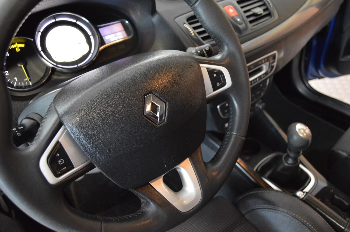 renault-megane-sport-tourer-2011-diesel-1461cc