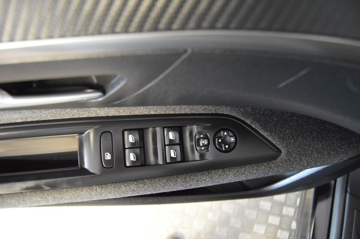 peugeot-3008-2019-diesel-1499cc