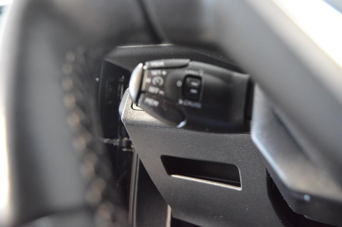 peugeot-3008-2019-diesel-1499cc