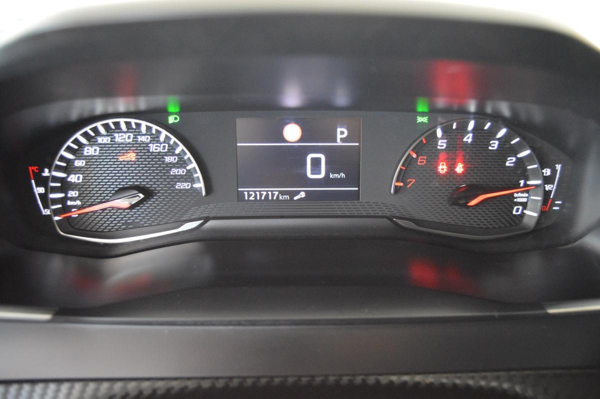 peugeot-2008-2020-gasolina-1199cc
