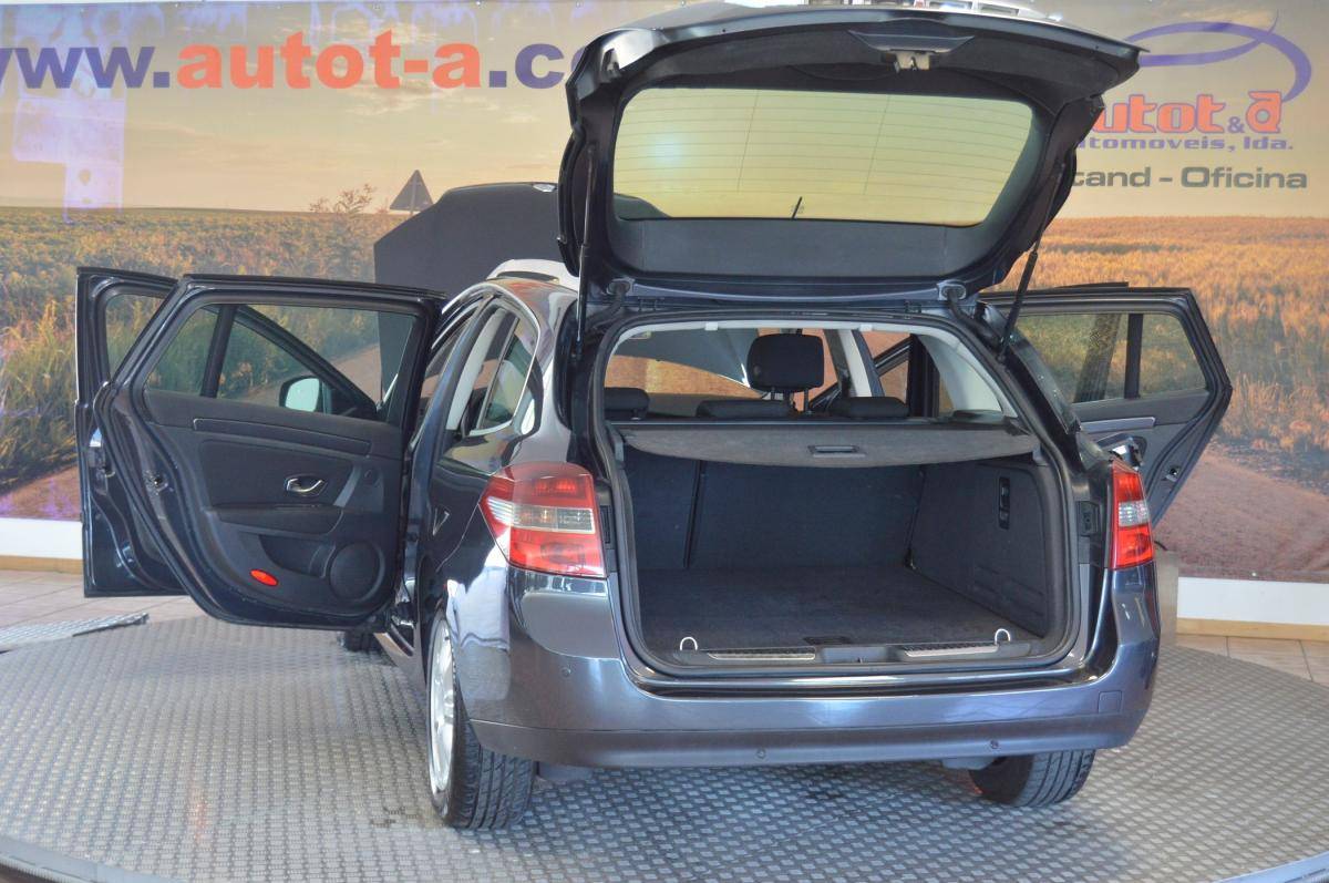 renault-laguna-break-2010-diesel-1461cc