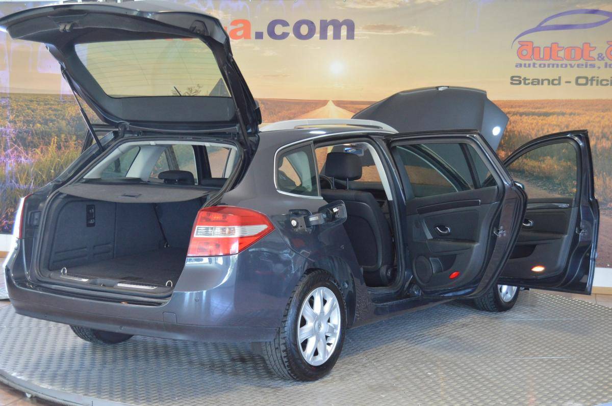 renault-laguna-break-2010-diesel-1461cc