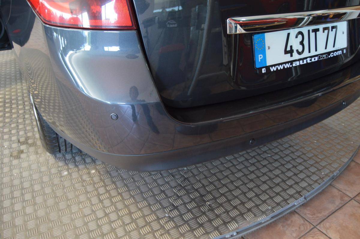 renault-laguna-break-2010-diesel-1461cc