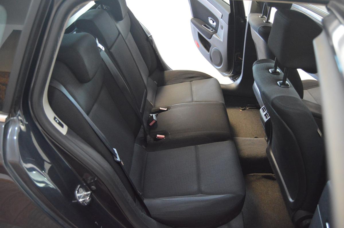 renault-laguna-break-2010-diesel-1461cc