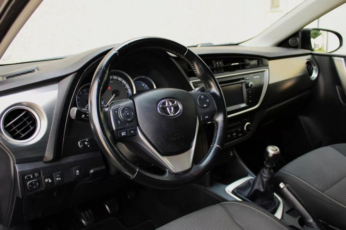 toyota-auris-2013-diesel-1364cc
