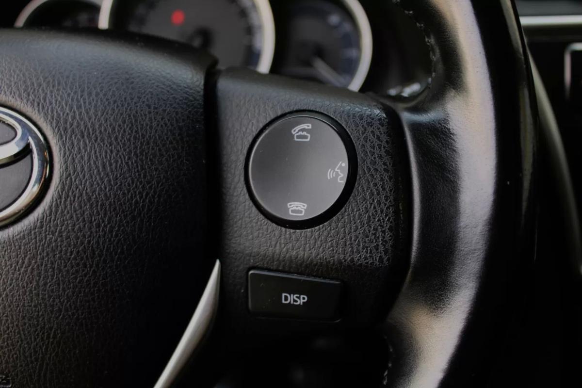toyota-auris-2013-diesel-1364cc
