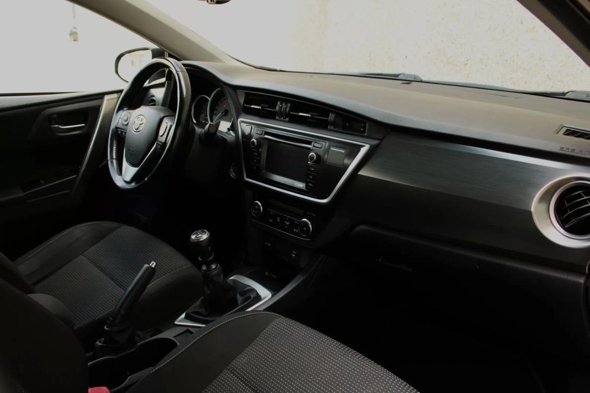 toyota-auris-2013-diesel-1364cc