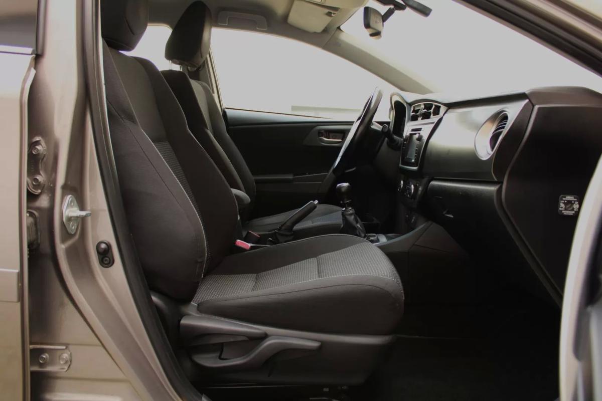 toyota-auris-2013-diesel-1364cc