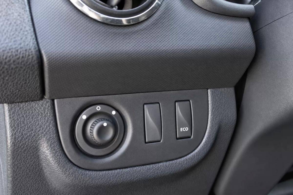 dacia-sandero-2014-gasolina-898cc