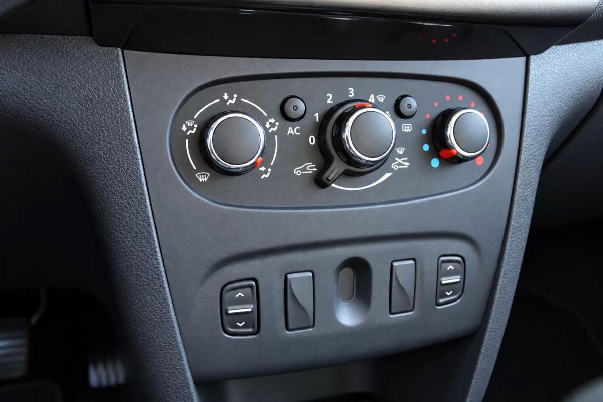 dacia-sandero-2014-gasolina-898cc