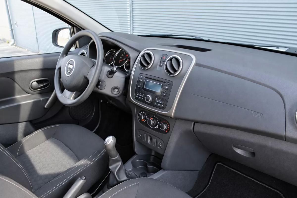 dacia-sandero-2014-gasolina-898cc