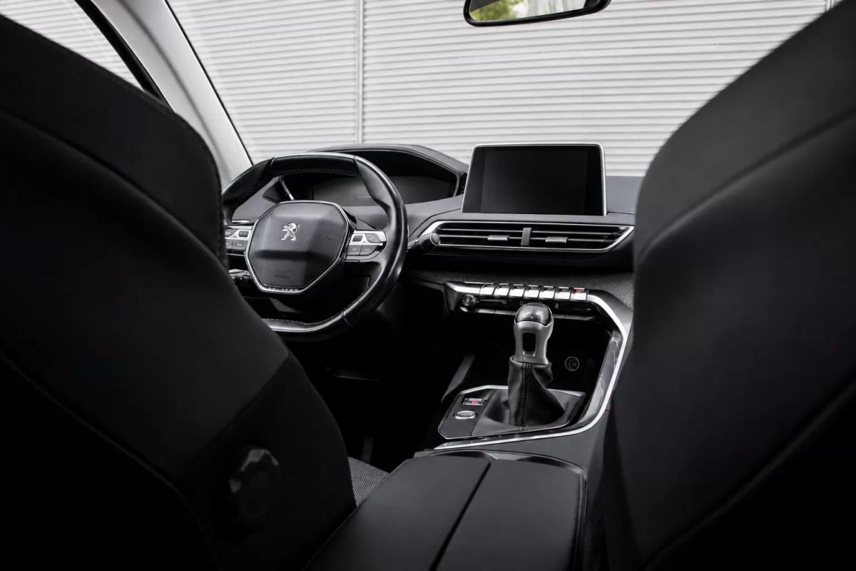 peugeot-3008-2016-diesel-1560cc