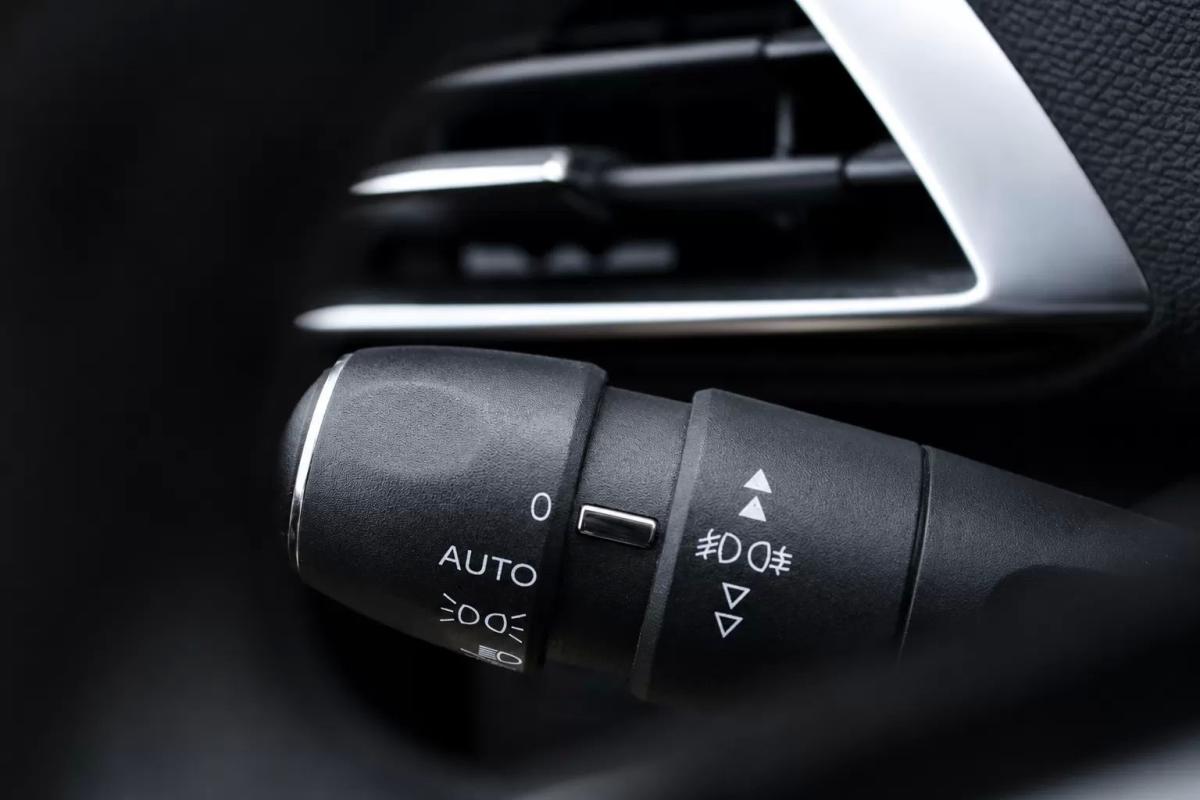 peugeot-3008-2016-diesel-1560cc