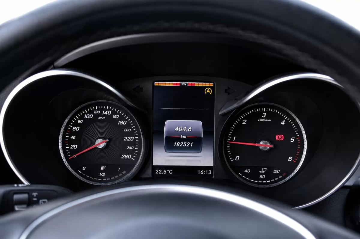 mercedes-benz-classe-c-2015-diesel-1598cc