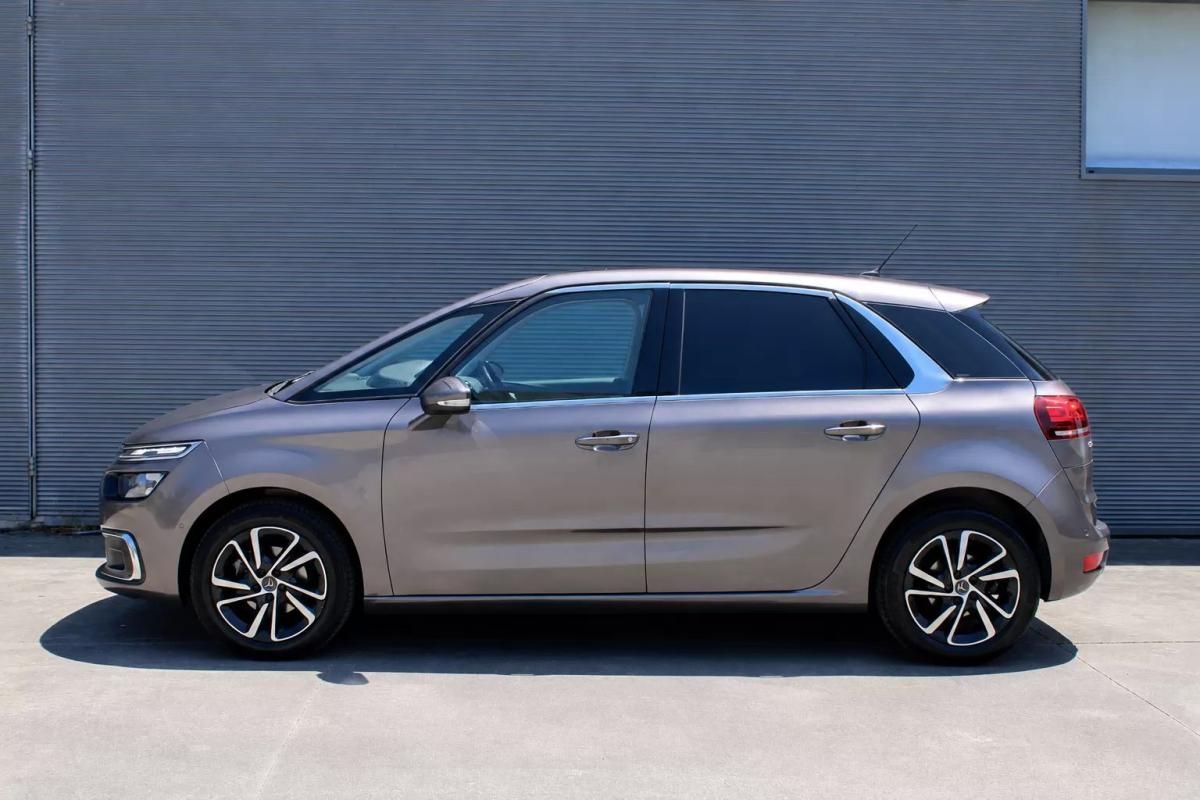 citroen-c4-picasso-2017-diesel-1560cc