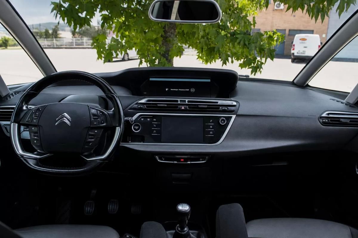 citroen-c4-picasso-2017-diesel-1560cc