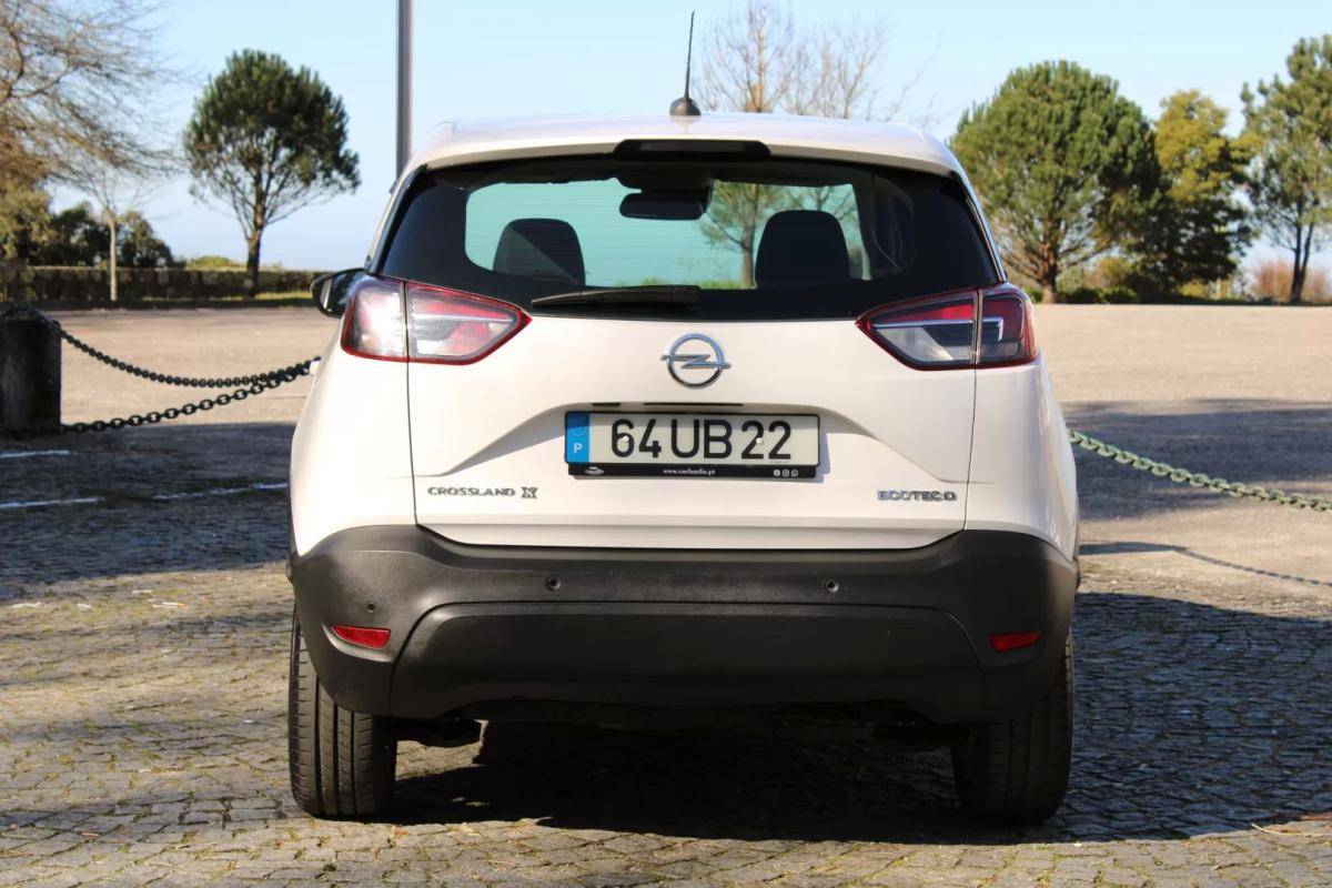opel-crossland-x-2017-diesel-1560cc
