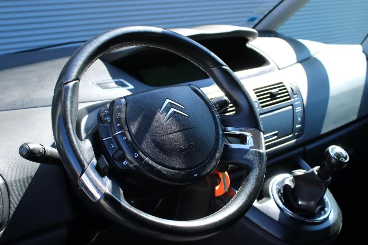 citroen-c4-picasso-2010-diesel-1560cc