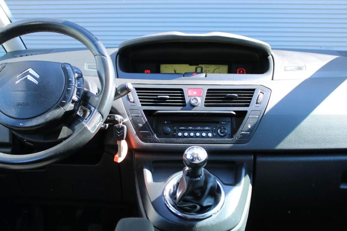 citroen-c4-picasso-2010-diesel-1560cc