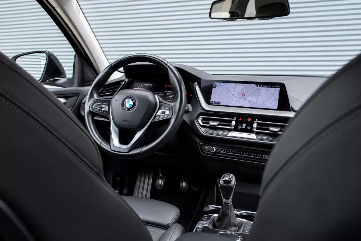 bmw-serie-1-2019-diesel-1496cc